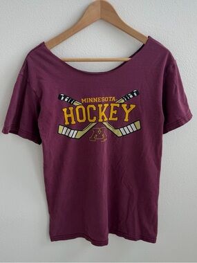 Minnesota Golden Gophers off-the-shoulder burgundy hockey tee